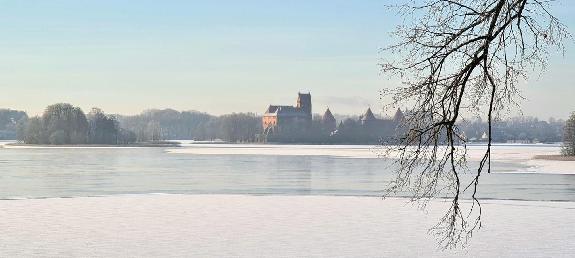 Slenis Trakuose Hotel Trakai Exterior foto